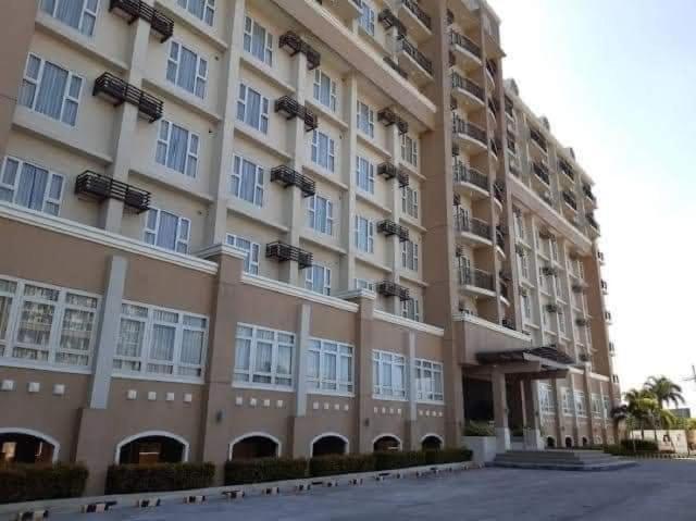 Sotogrande Neopolitan Hotel Кесон-Сити Экстерьер фото