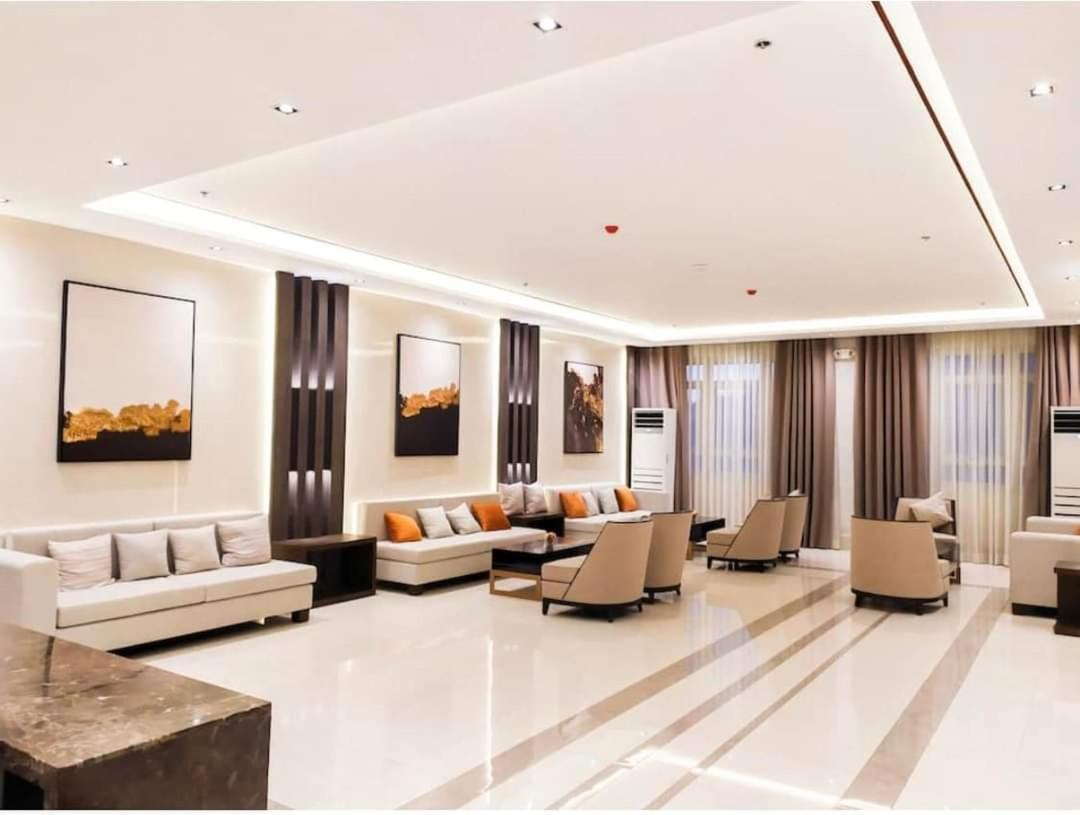 Sotogrande Neopolitan Hotel Кесон-Сити Экстерьер фото